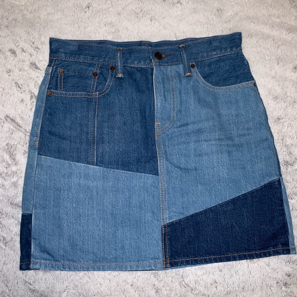 Levis Skirts Size 27